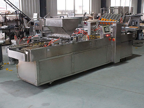 Méthode d'installation du distributeur de gobelets à gâteau entièrement automatique
